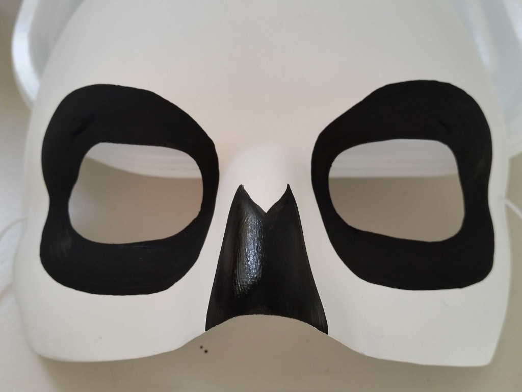 come decorare maschera per halloween